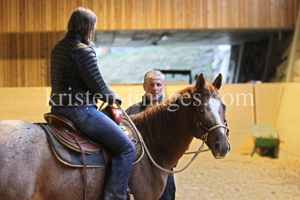 Reitarena Stubai / horsemanship by kristen-images.com