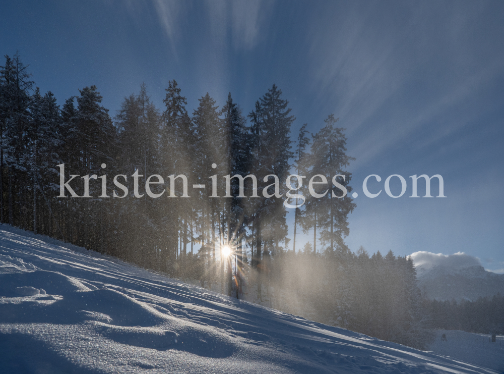 Sonnenuntergang / Heiligwasserwiese, Patscherkofel, Tirol, Österreich by kristen-images.com