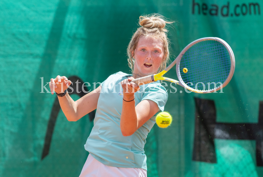 Tiroler Liga / TC Raiffeisen Hippach - TC Raika Pitztal by kristen-images.com